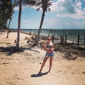 Meet your Posher, Hannah